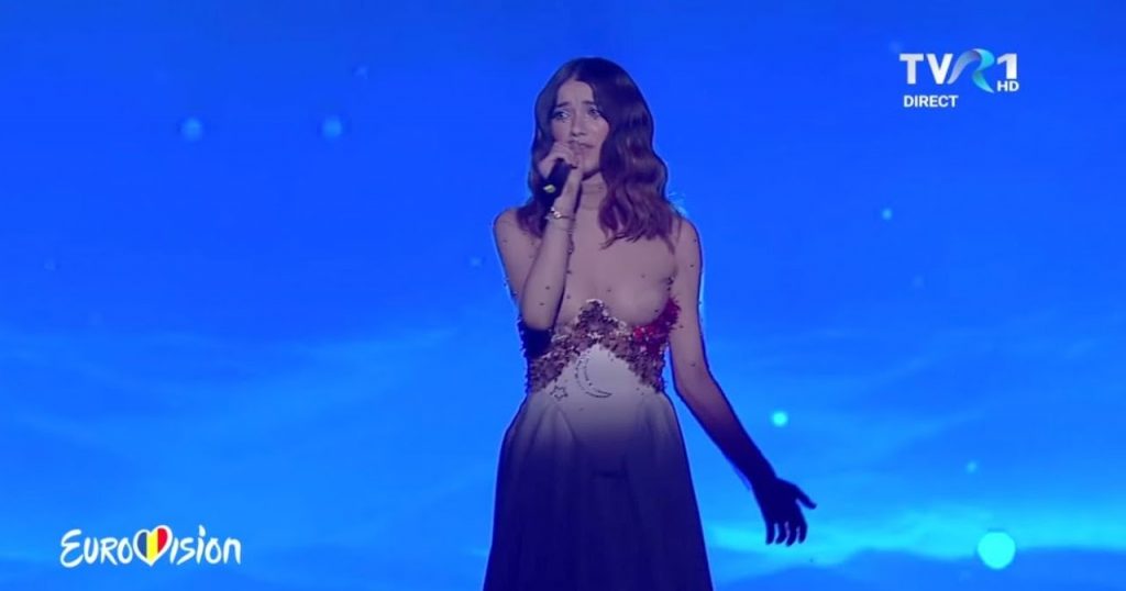 Roxen performing her Eurovision 2020 song "Alcohol You" on stage