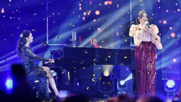Elisa performing "Medo de sentir" at Portugal's national selection show.