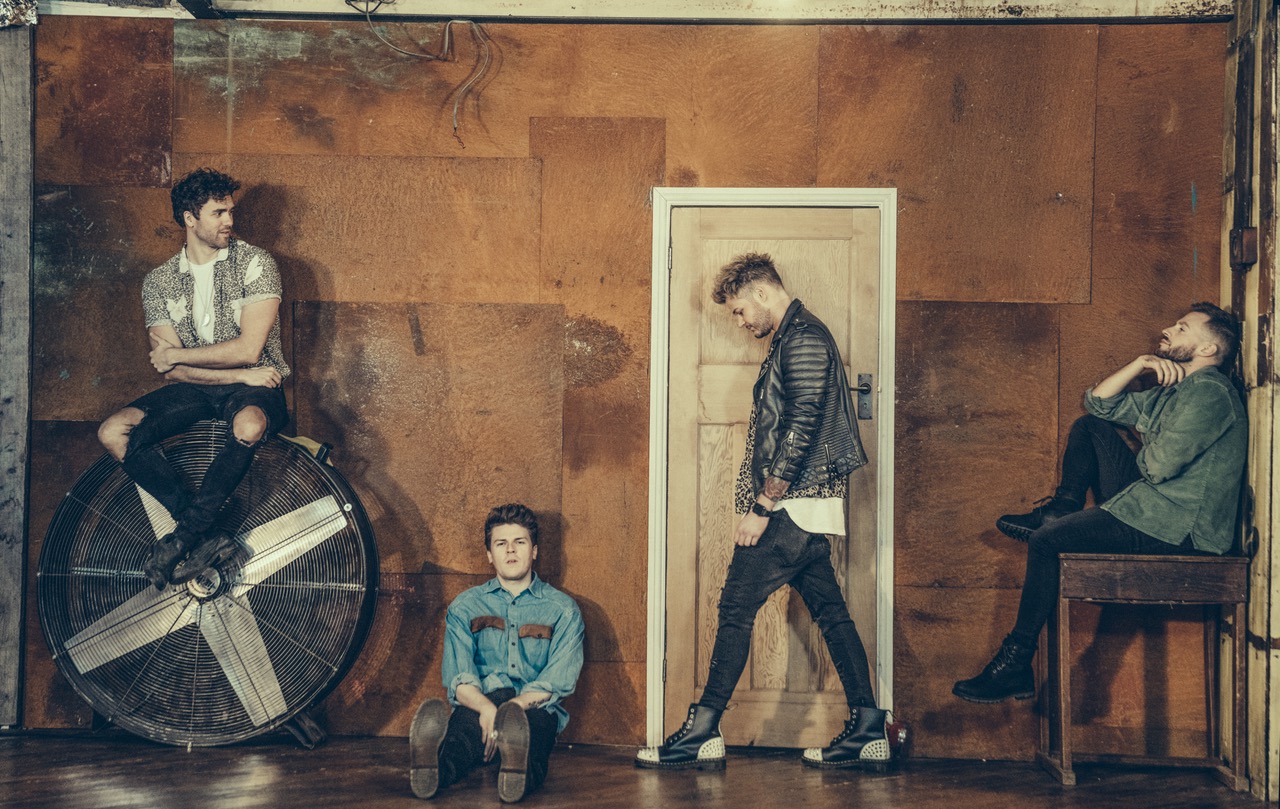 EXCLUSIVE: Lawson discuss new single 'Lovers' - CelebMix