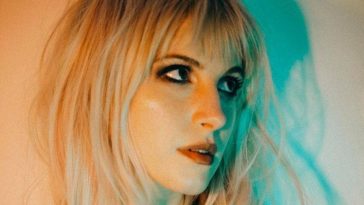 Hayley Williams has shared her new track 'Dead Horse'