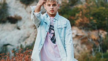 AK via Instagram