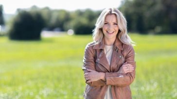 Helen Skelton