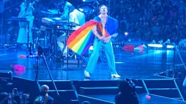 harry styles love on tour lgtbw flag