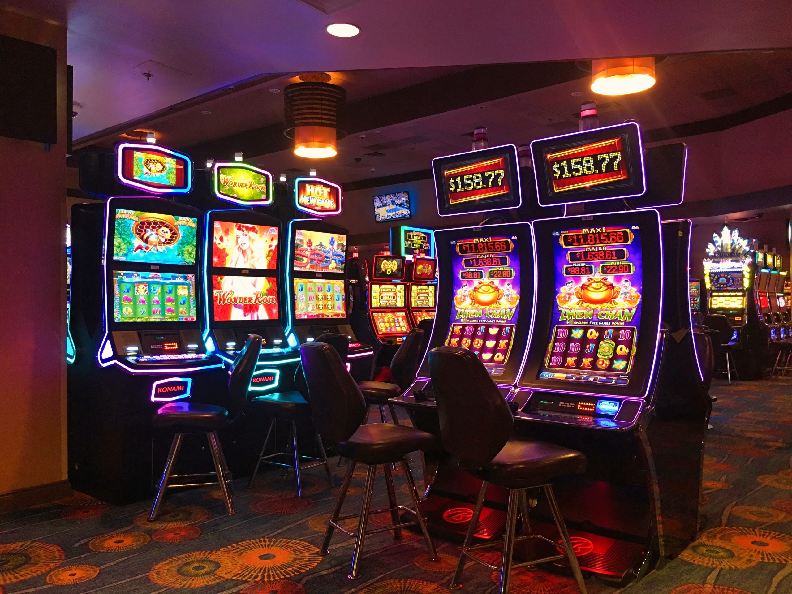 The Anthony Robins Guide To slot machine casino online