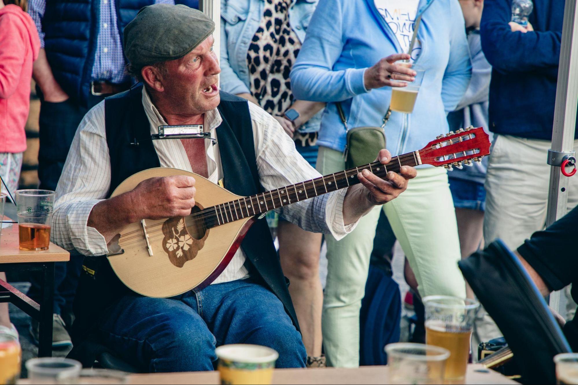 Strumming the Celtic Strings Celebrities Embracing the Irish Bouzouki CelebMix