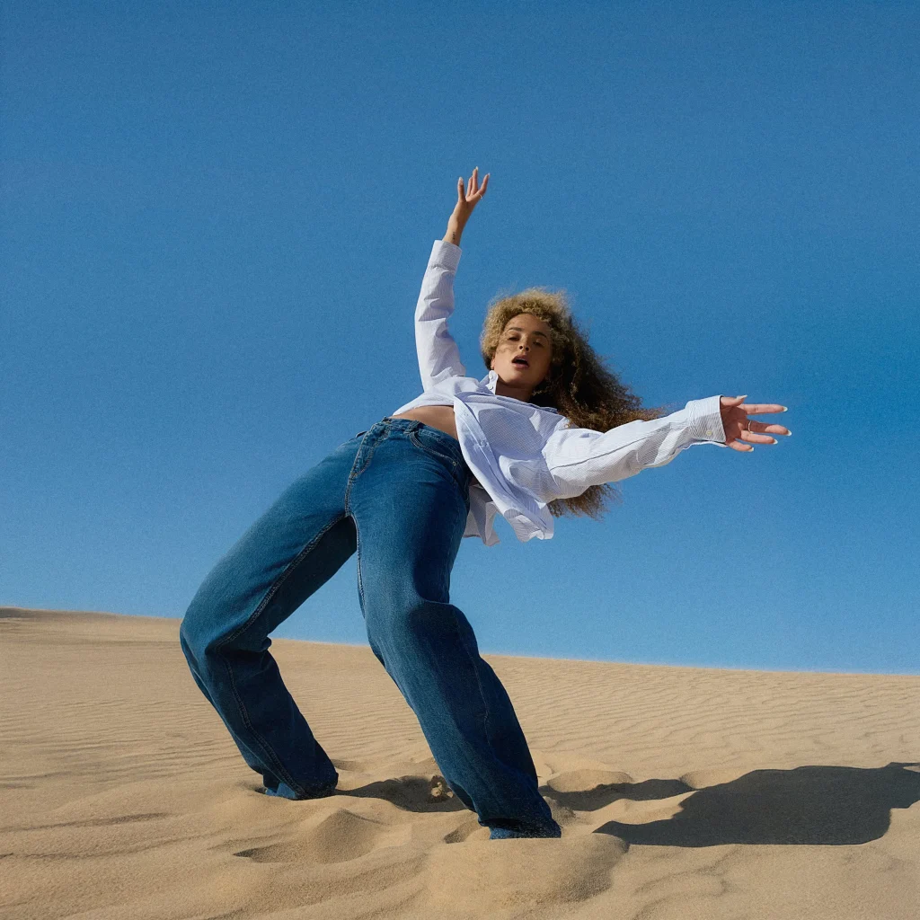 ella eyre