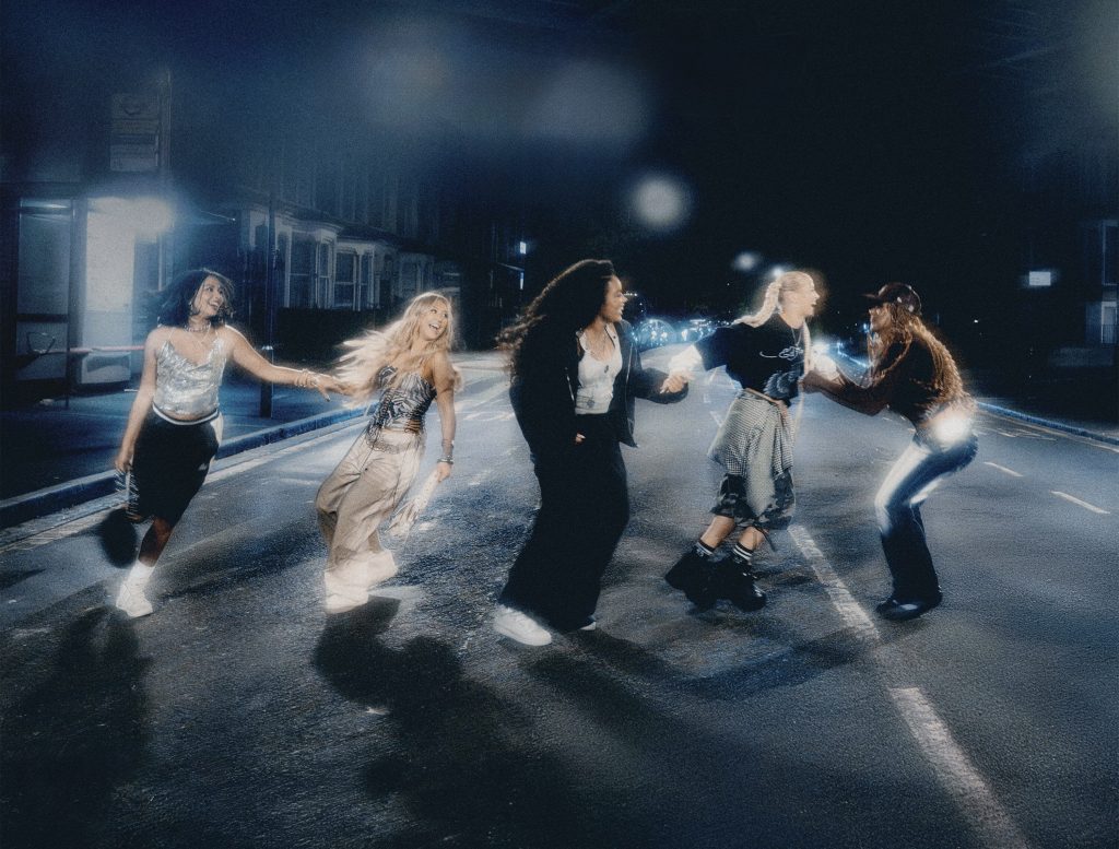 XO announce debut EP ‘Fashionably Late’ XO