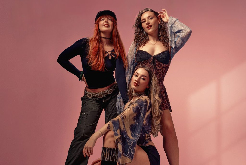 Remember Monday Turn Their Night-Out Alter Egos Into Playful New Single ‘Attention’ Remember Monday 'Attention'