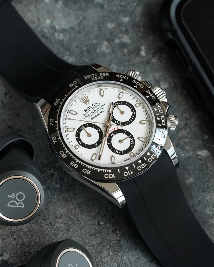 Rolex Daytona on a Helvetus rubber strap